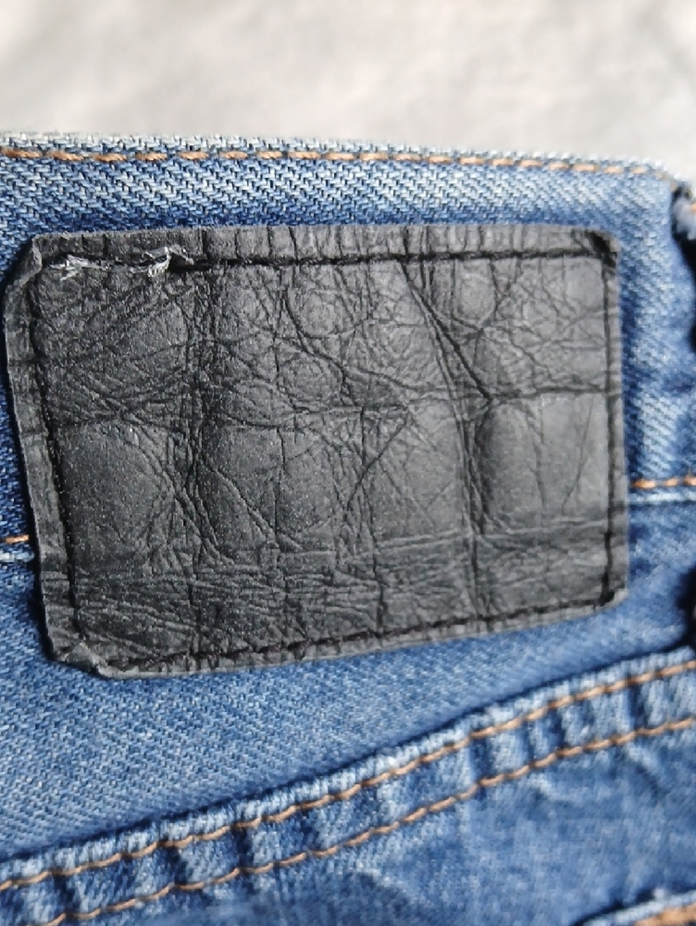Bullhead Slim Straight Men's Jeans in Denim Blue - Picture 5 of 5